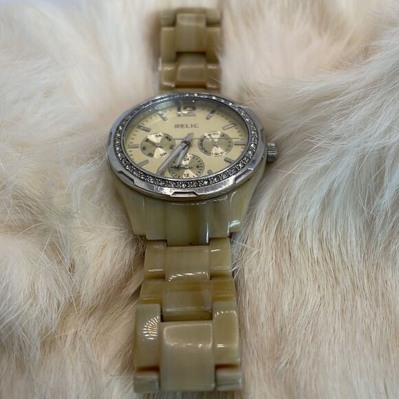 Relic Blonde Tortoise Shell Watch with Crystal Rim - Picture 7 of 14